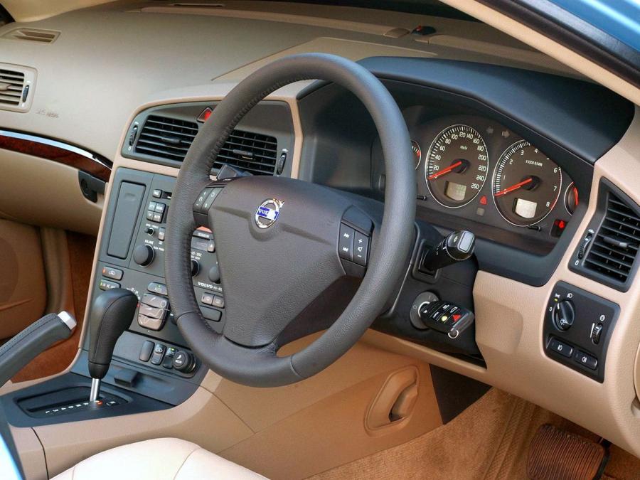  Volvo S60 2000 года  (ZA) (фото 9 из 10)